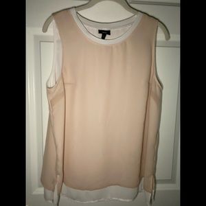 Pre-owned Wassio blush and white layered tank.